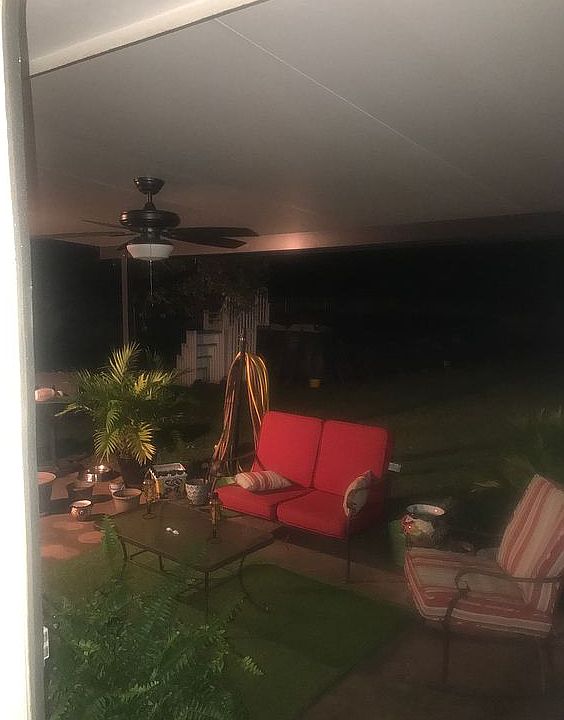 Outdoor covered patio 