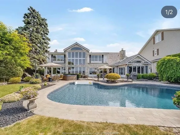 13018 Riverside Dr E, Tecumseh, ON N8N 1A8