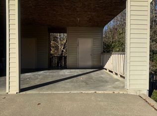 53 Rocking Chair Dr APT 3, Murphysboro, IL 62966