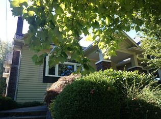 4553 4th Ave NE, Seattle, WA 98105