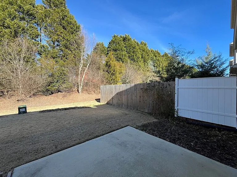 310 Princess Pl — Photo 29