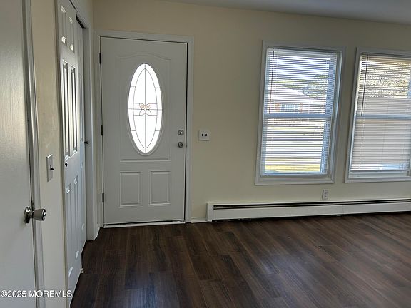 2nd image of 5 Wedgeport Dr