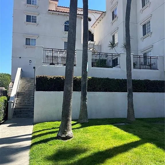 7018 Rita Ave — Photo 2