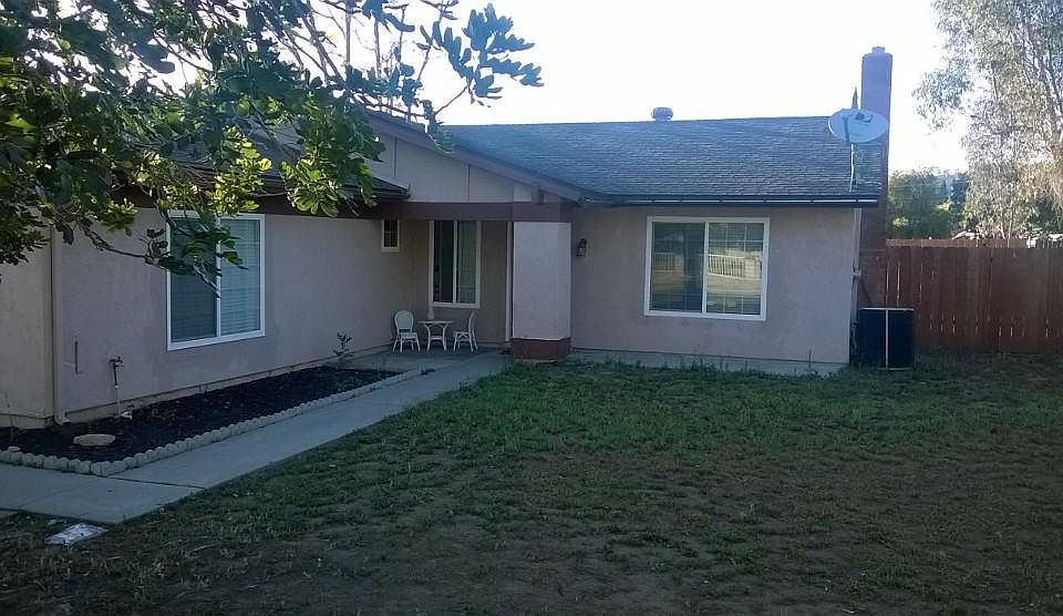 1st image of 2634 Meadowlark Ln