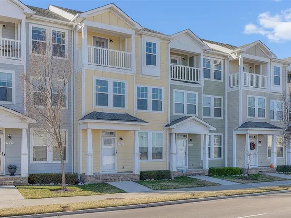 1027 E Ocean View Ave, Norfolk, VA 23503