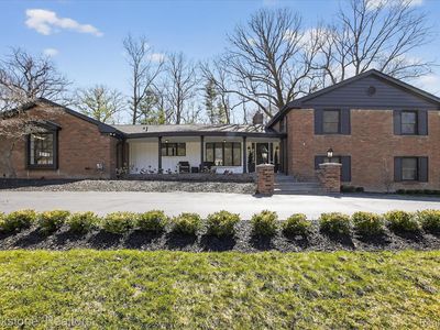 754 N Valley Chase Rd, Bloomfield Hills, MI, 48304