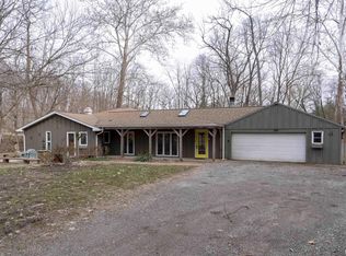 604 E Mossville Rd, Peoria, IL 61615