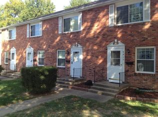 9413 Reeder St, Overland Park, KS 66214