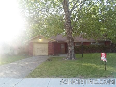 1st image of 3628 Hogan Dr