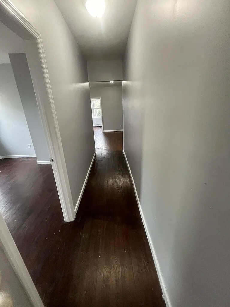4 bed, $2,600 — Photo 3