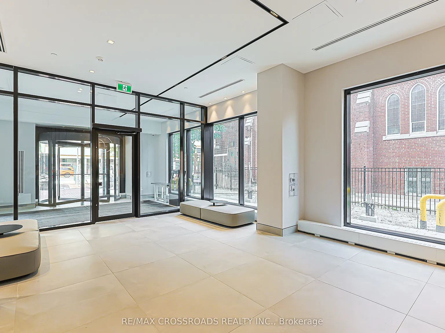 3 bed, $5,350 — Photo 3