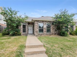 5218 Turtle Cove Rd, Garland, TX 75044