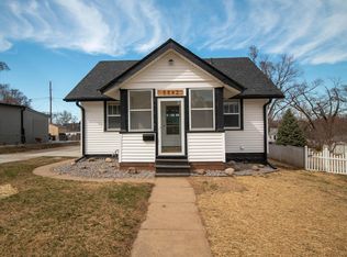5842 Elm St, Omaha, NE 68106