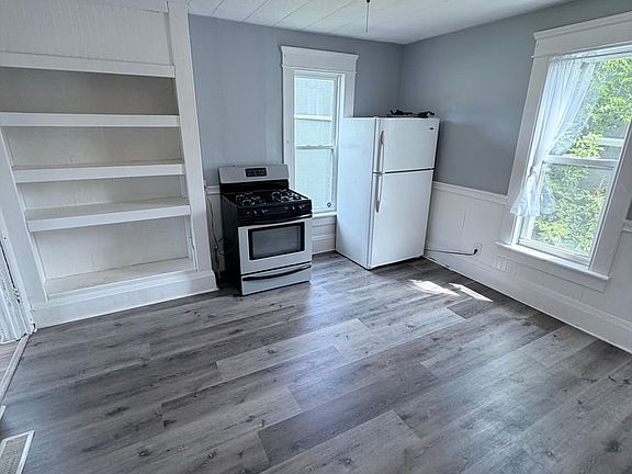 5th image of 2301 East Ave