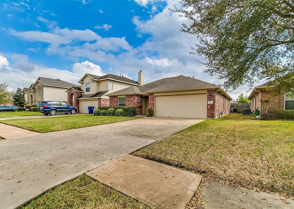 1st image of 7214 Wimberly Oaks Ln