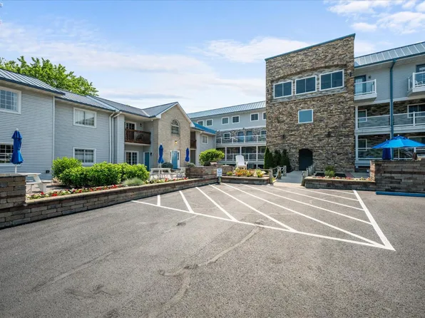 1254 Tri Motor Dr Unit 112, Put In Bay, OH 43456