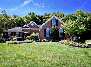 2054 Damson Ct, Crescent Springs, KY 41017