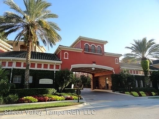 1st image of 501 Knights Run Ave APT 2121