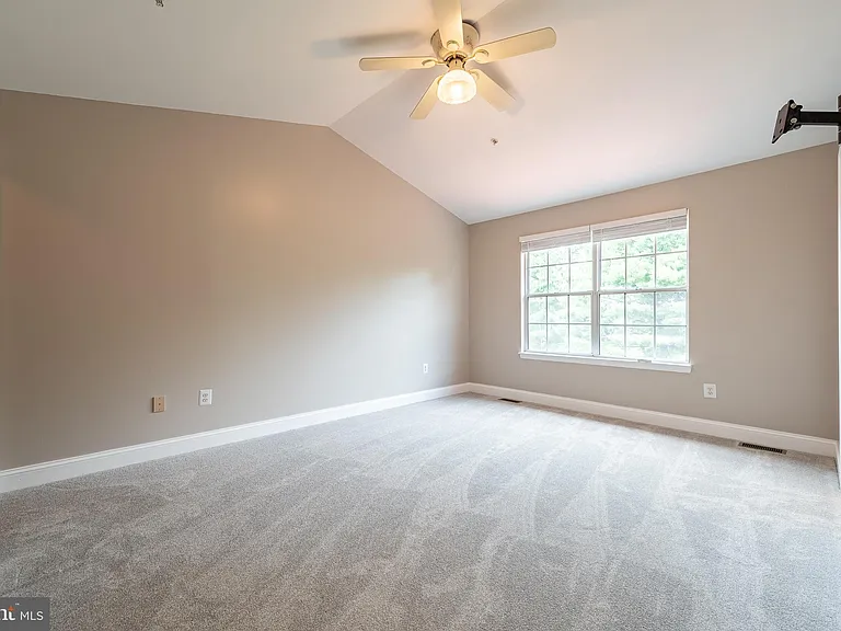 6209 Deep River Cyn — Photo 18