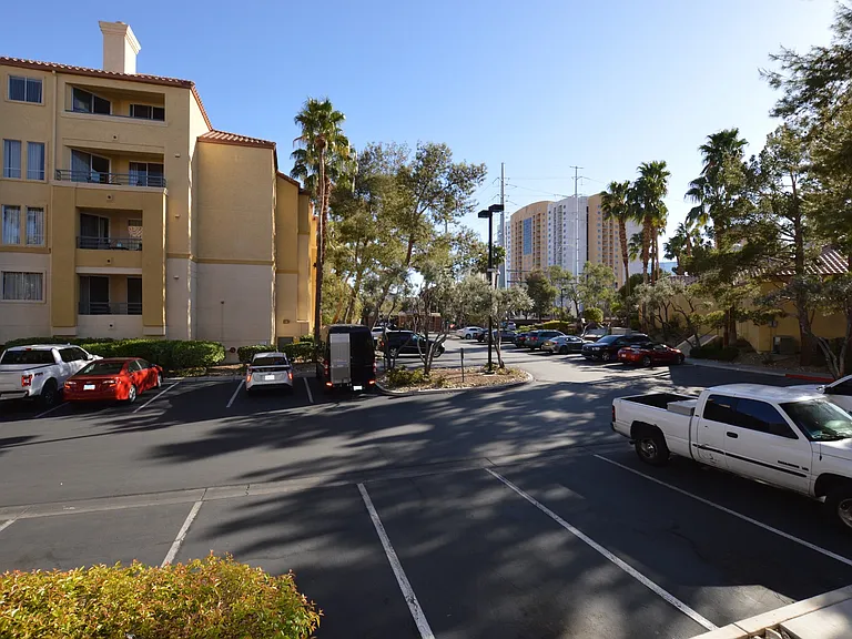 260 E Flamingo Rd #109 — Photo 8