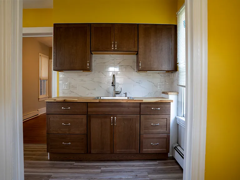 462 N Charlotte St #B — Photo 19