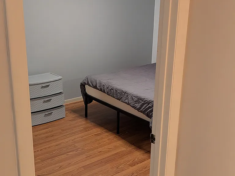 2585 Saint Michel Ave — Photo 16