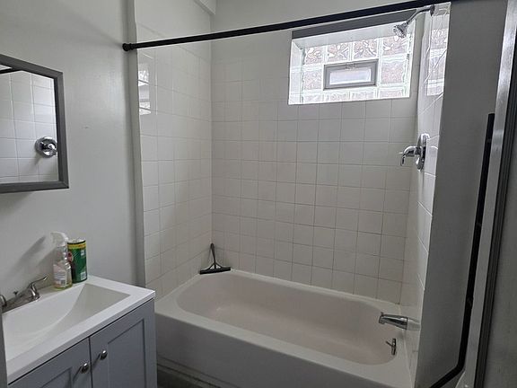 5th image of 4140 S Albany Ave