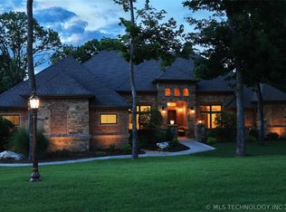 17743 E Red Hawk Rd, Owasso, OK 74055