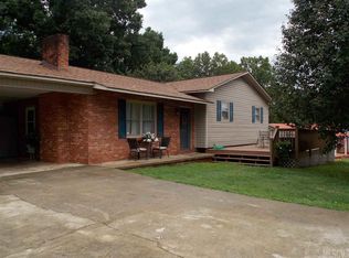 3610 Waterberry Ln, Hudson, NC 28638