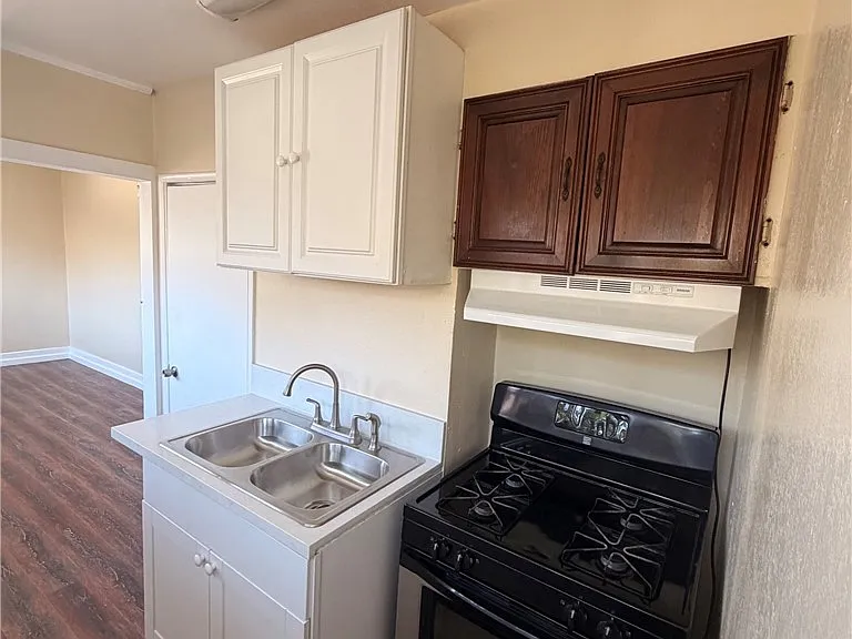 602 S Parton St — Photo 7