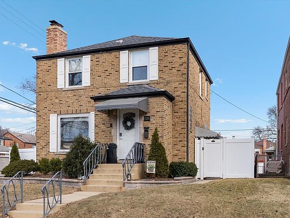 2nd image of 5143 N Newland Ave
