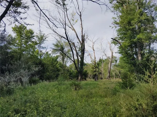 30218 Maple Grove Rd, Rantoul, KS 66079