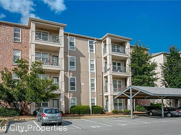 2nd image of 600 13th St E APT 632