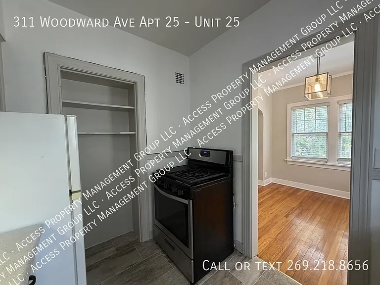 311 Woodward Ave #25 — Photo 11