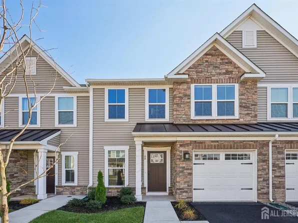 68 Owen Ct, Somerset, NJ 08873