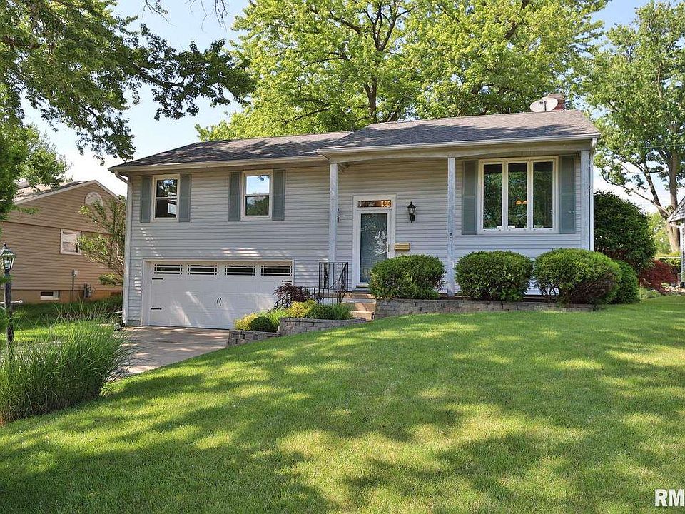 1st image of 1617 W Oakglen Dr