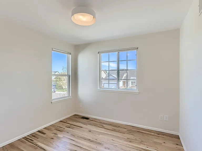 5702 Blue Mountain Cir — Photo 16