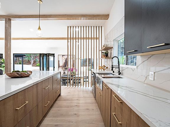 2nd image of 4540 Don Quixote Dr