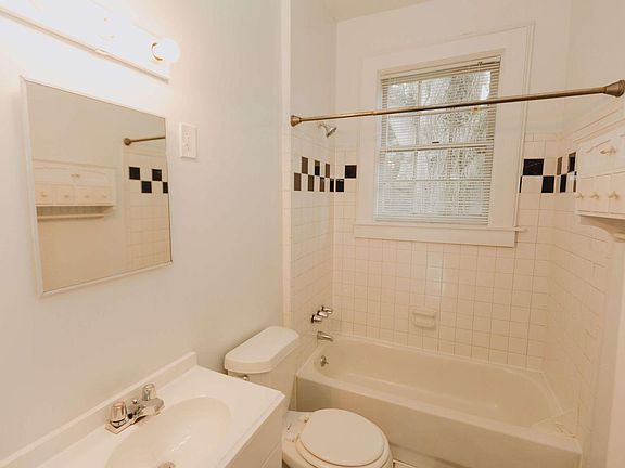 Chic Bathroom tile!