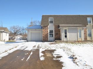 405 Hawthorne Ct, Belton, MO 64012