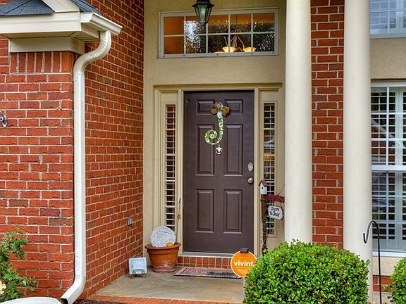 2nd image of 4206 Aerie Cir