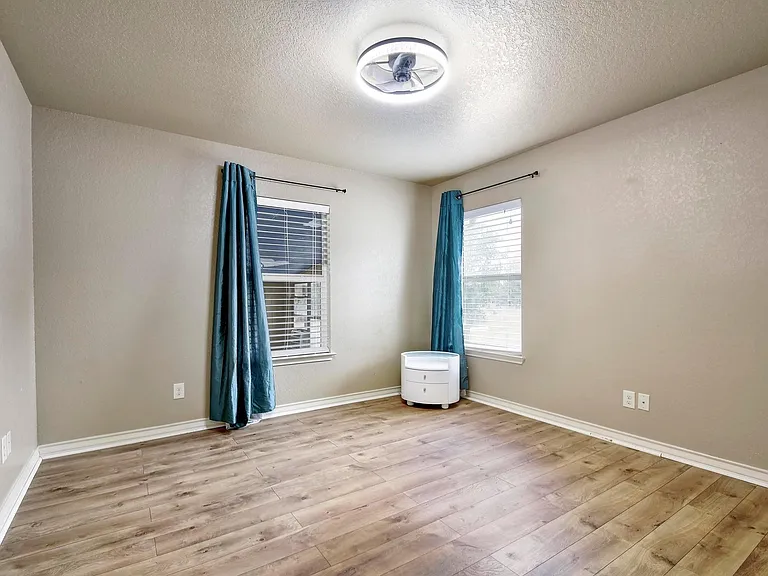 158 Pullman Rd — Photo 16