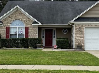 947 Fairfield Cir, Raeford, NC 28376