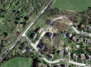 7 King Point Cir S, Owego, NY