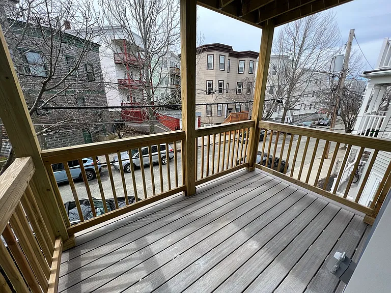 15 Harold St #4 — Photo 18