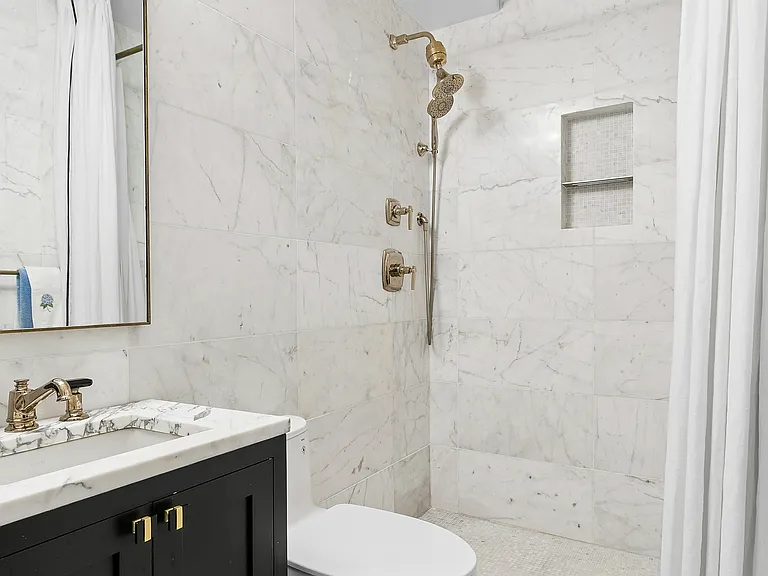 22 E 82nd St #7 — Photo 9