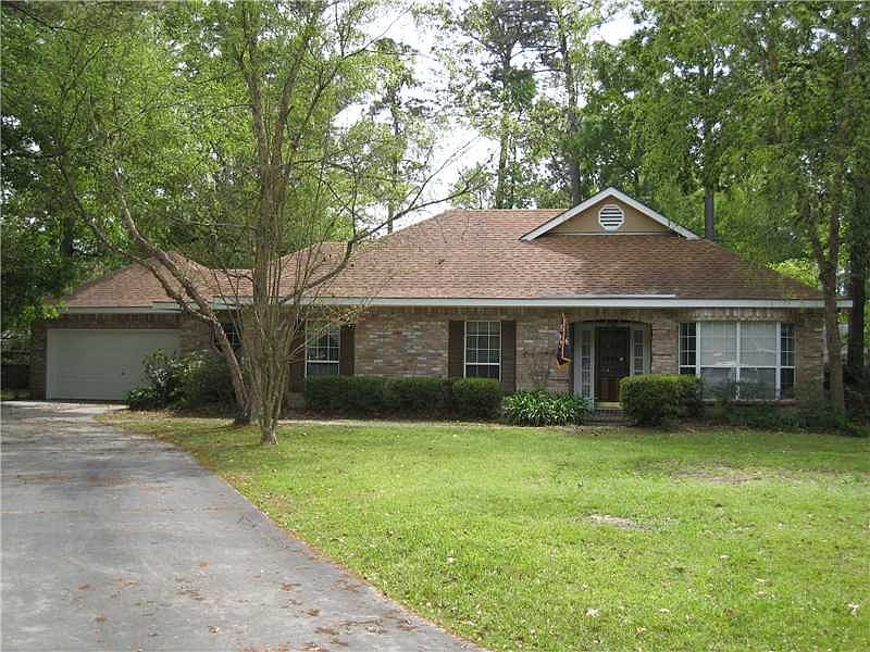 1st image of 4 Colony Trail Dr