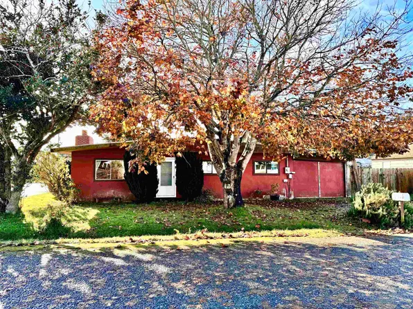 575 E Coolidge Ave, Crescent City, CA 95531