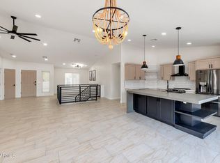 19107 E Sunnydale Dr, Queen Creek, AZ 85142
