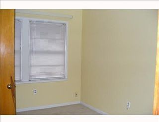 3rd image of 6123 Carlisle Ct